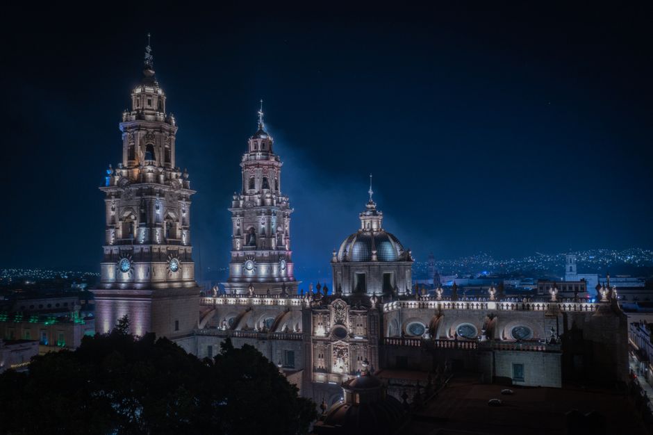 Beautiful night view of the illuminated Morelia Cathedral, showcasing stunning architecture.